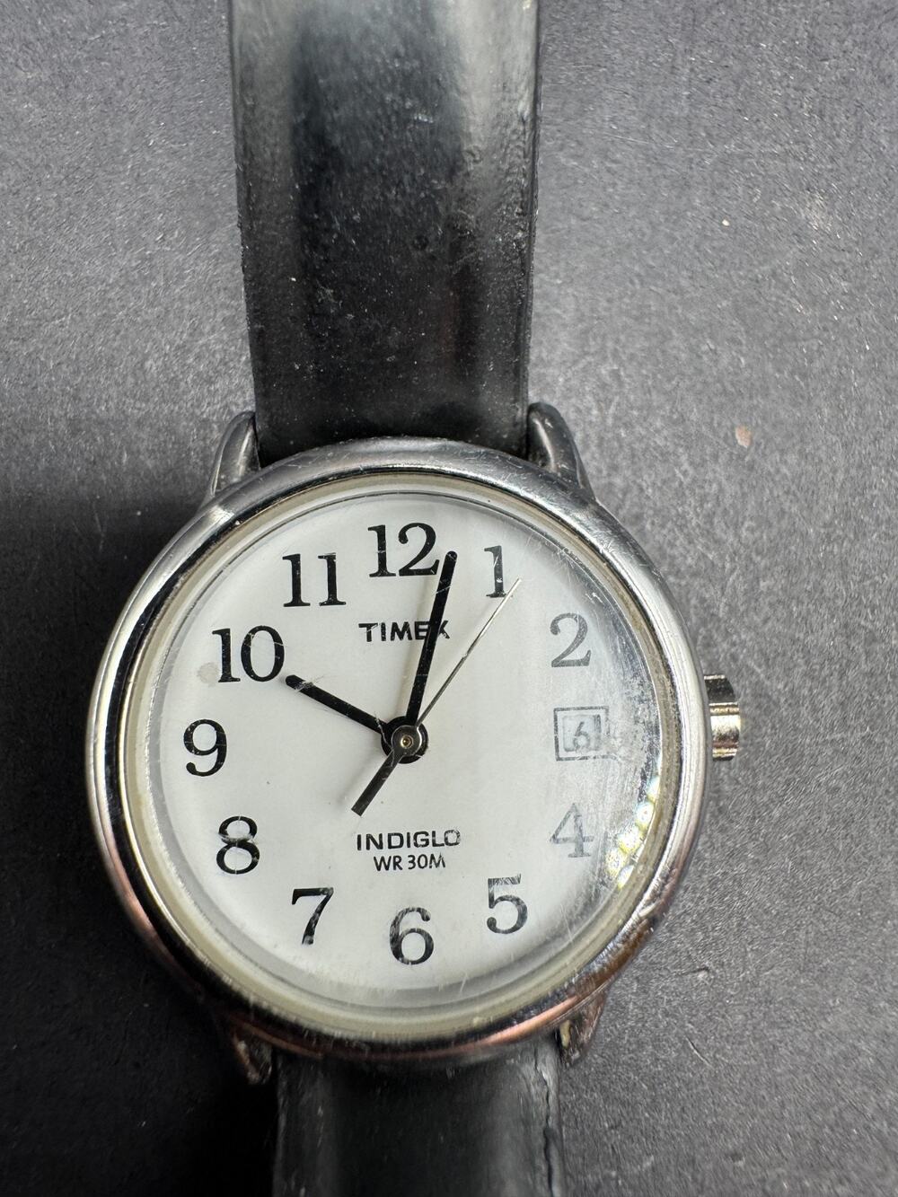 Vintage Timex Indiglo Women's Easy Reader WR 30M Black Strap Date Watch 25mm